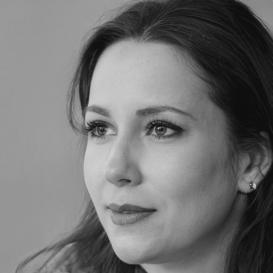 Sophie Laurent, spécialiste en stratégies d'investissement